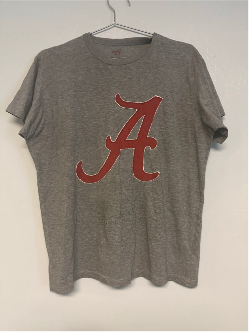 University of Alabama T-Shirt Size Medium Grey Red
